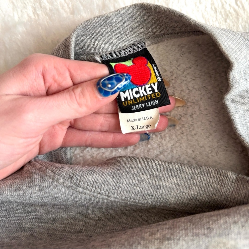 vintage mickey mouse sweatshirt - Picture 3 of 6